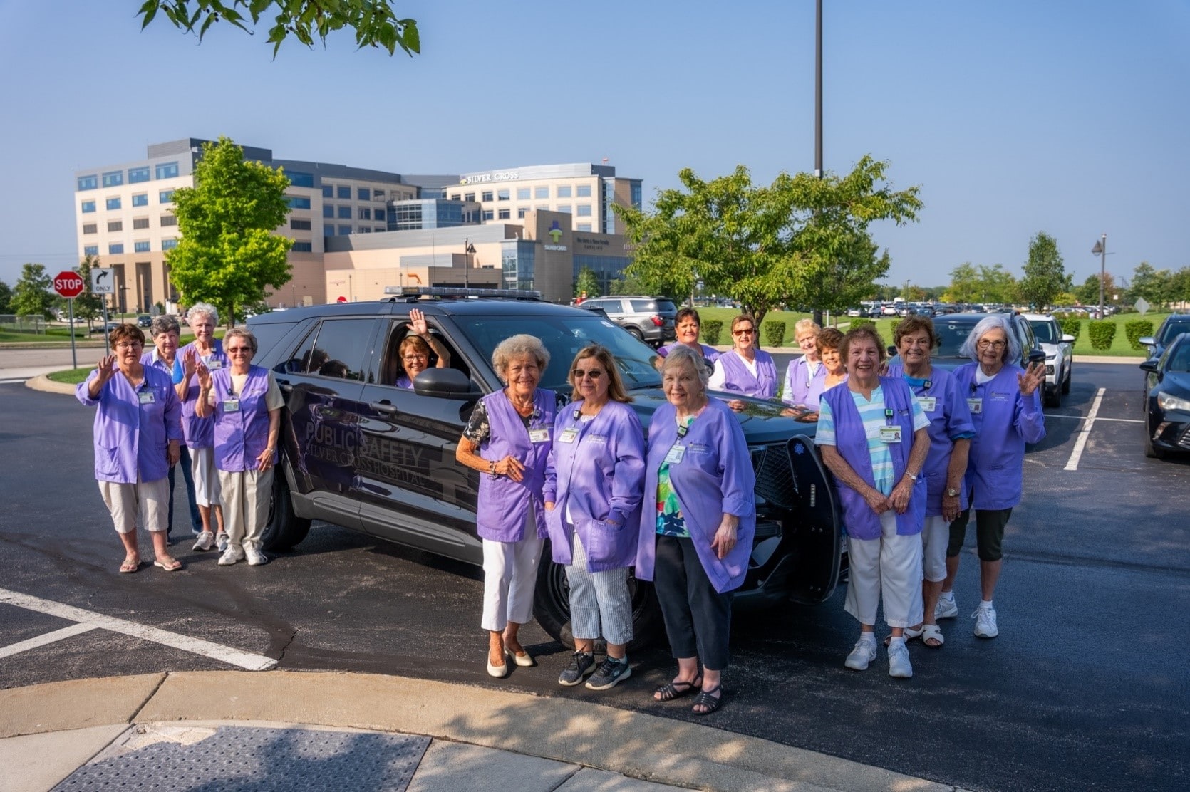 Encore Shop Vehicle and Volunteers